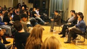 Moderator Tony Kai leads a panel of Stanford-affiliated entrepreneurs who shared their experiences of gaining legal status in the U.S. (Photo: Forrest Glick, Stanford Technology Ventures Program)